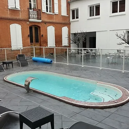 Otel Riquet 3*
