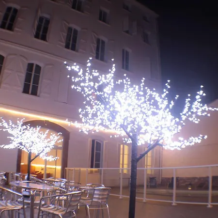 Otel Riquet
