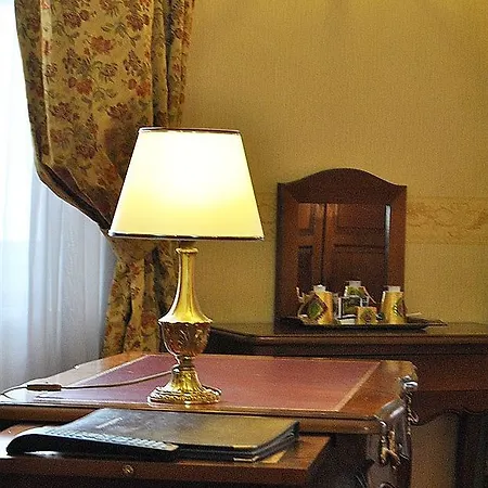 Riquet Otel